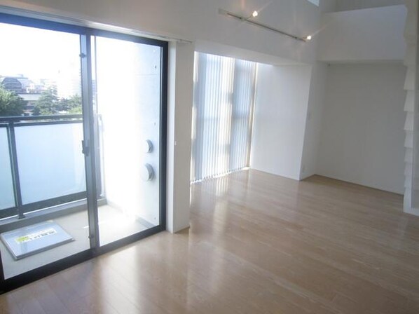 アーバンキューブ九段南の物件内観写真